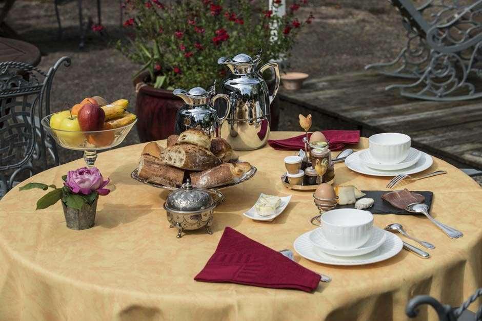 Chateau De L'Abbaye - Teritoria Moreilles Restoran gambar